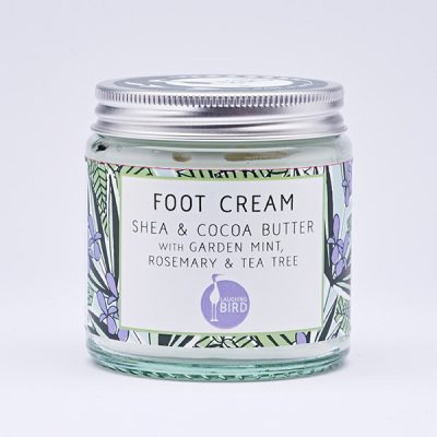Foot cream with Shea butter, cocoa butter, mint, rosemary and tea tree by Laughing Bird